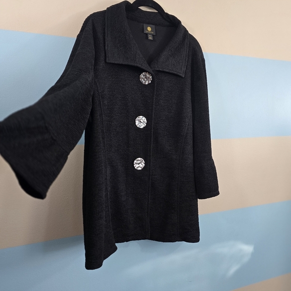 JM Collection Black Textured Lightweight Blazer - Picture 2 of 7